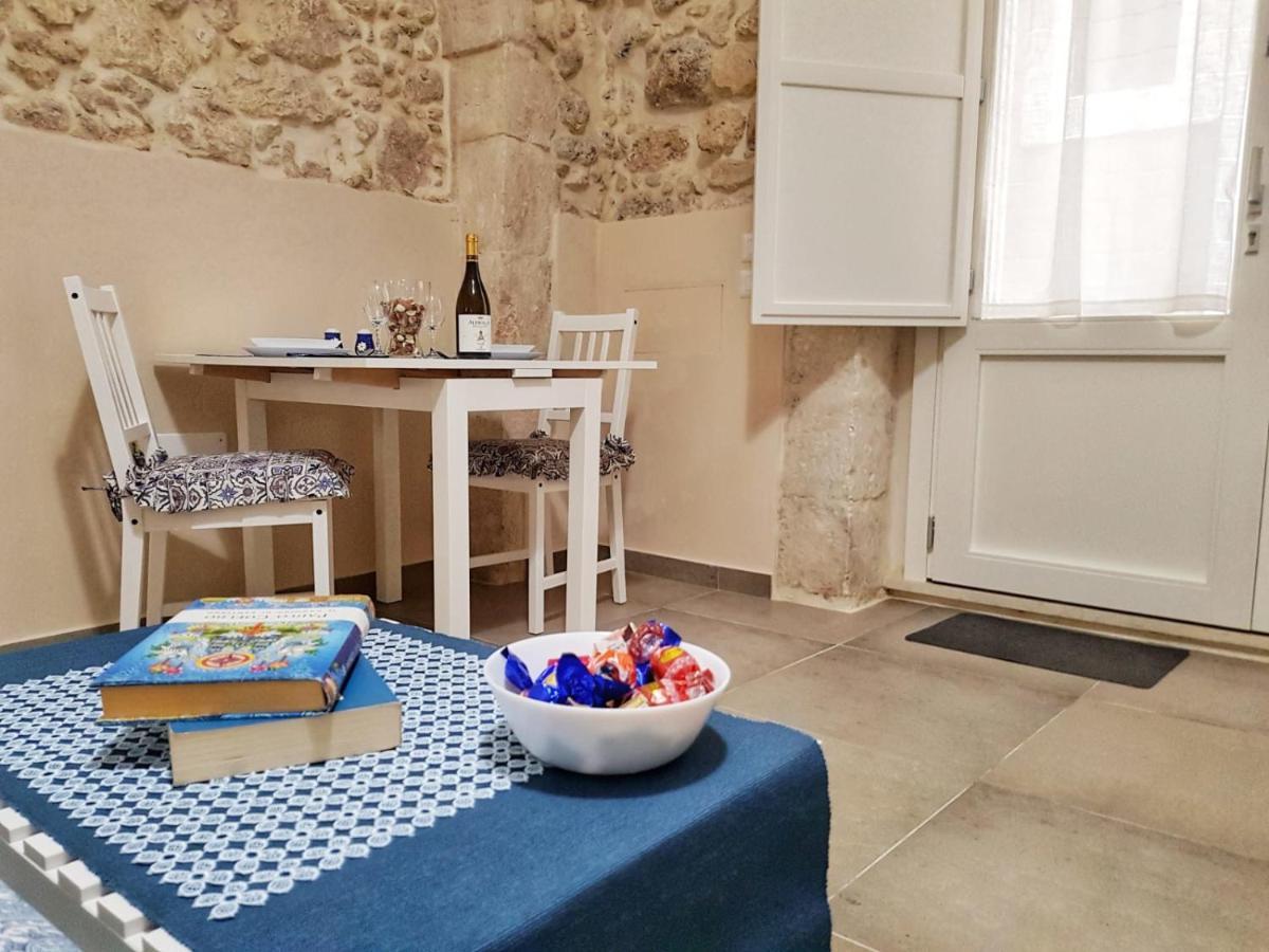 סירקוזה Essentia Rooms- Ortigia Holidays מראה חיצוני תמונה