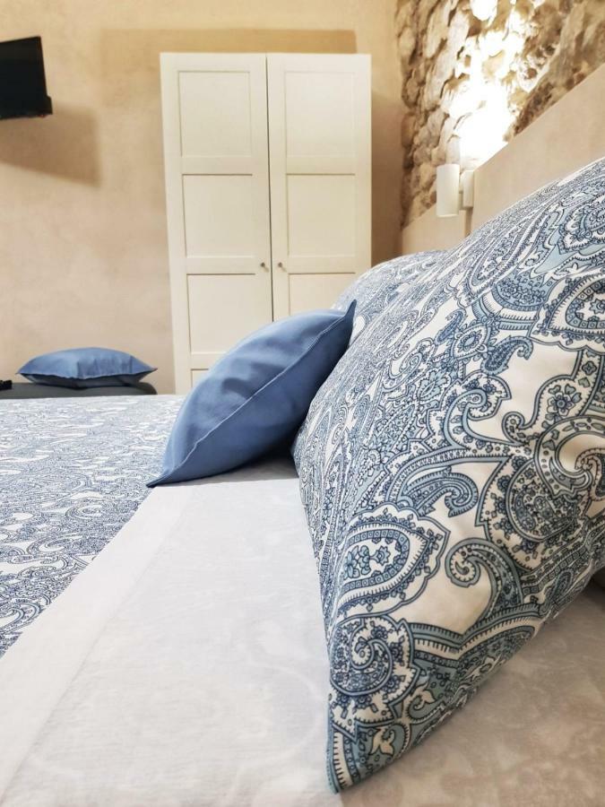 סירקוזה Essentia Rooms- Ortigia Holidays מראה חיצוני תמונה